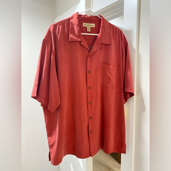 Classic Tommy Bahama Silk short sleeve button down “Jungle Shakedown” men’s XL. - Picture 5 of 5